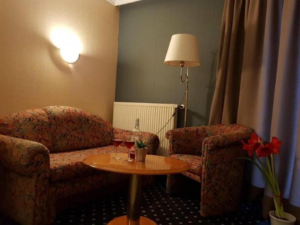 Hotel Am Park Stadtkyll Extérieur photo